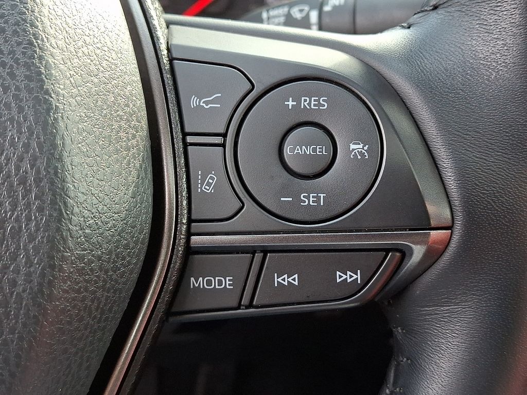 2022 Toyota Camry XSE Auto AWD (Natl) photo 20