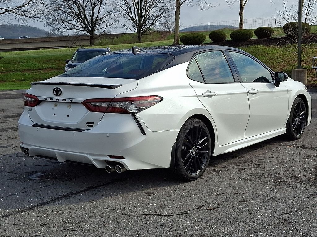 2022 Toyota Camry XSE Auto AWD (Natl) photo 5